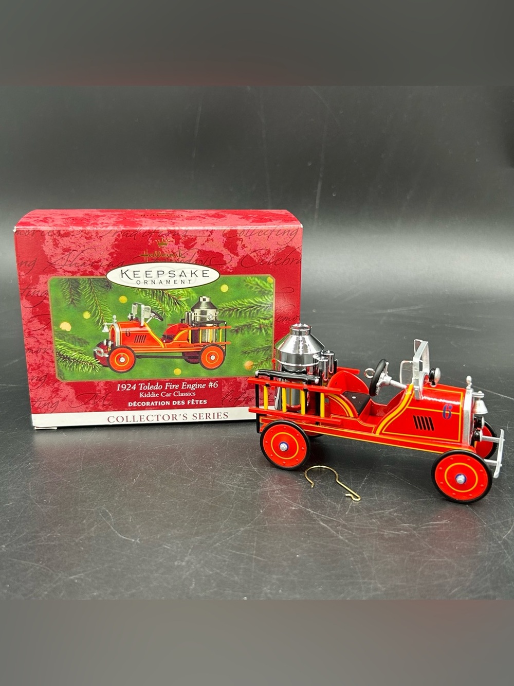 2000 Hallmark 1924 Toledo Fire Engine No 6 Kiddie Car Classics Ornament